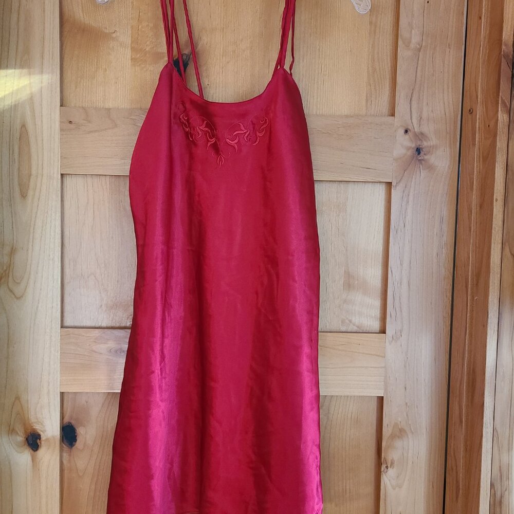 Vintage Kathy Ireland 90s Red Satin Embroidered Mini Slip Dress Medium Retro M